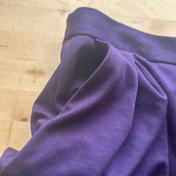 Purple pleated skirt - Picture 7 of 7